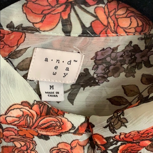 Women’s shirt - Picture 4 of 6